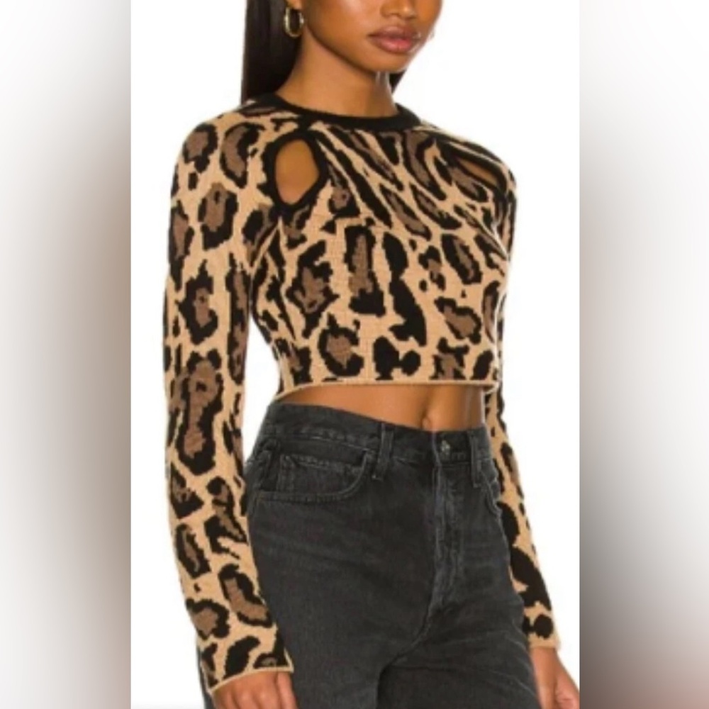 NBD Efron Cut-Out Cropped Sweater Sz L Leopard Wool Crew Black Camel Revolve